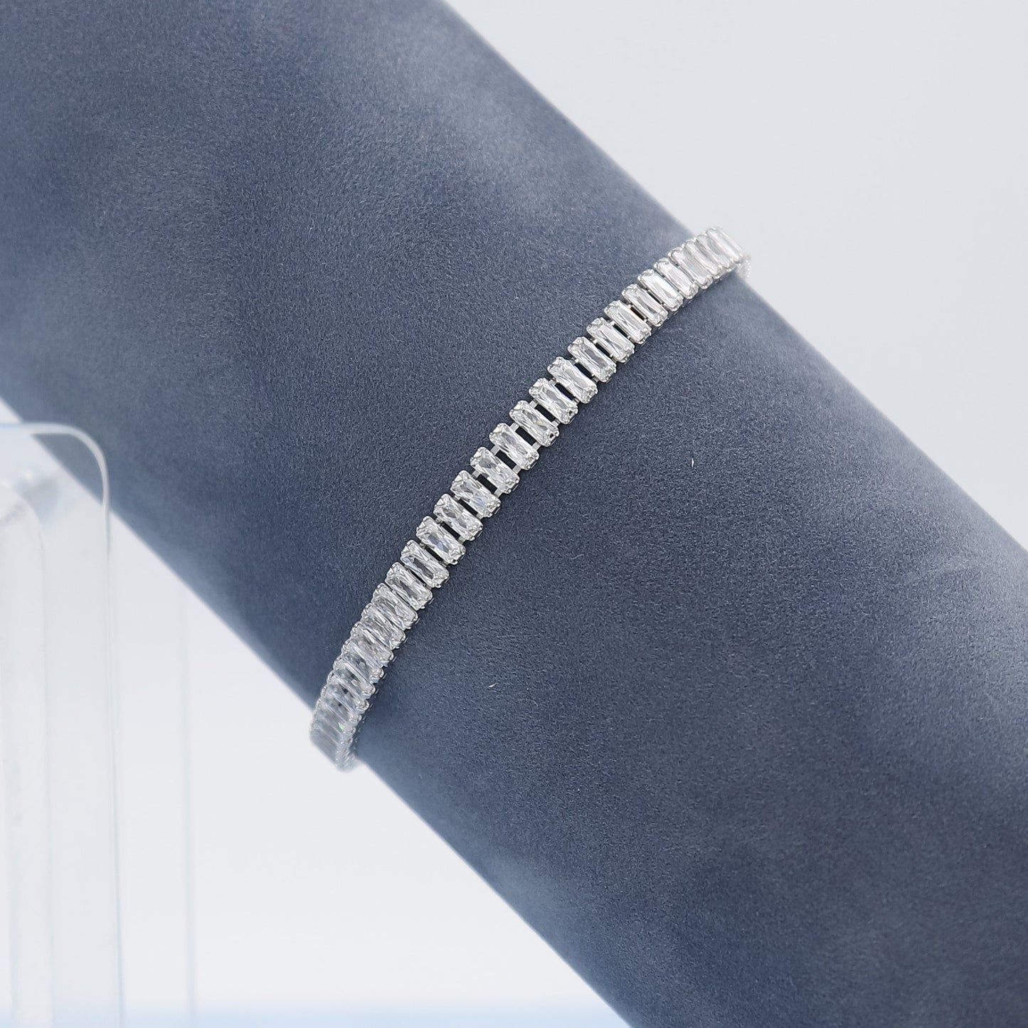 Radiant-Luxury-Tennis-Bracelet