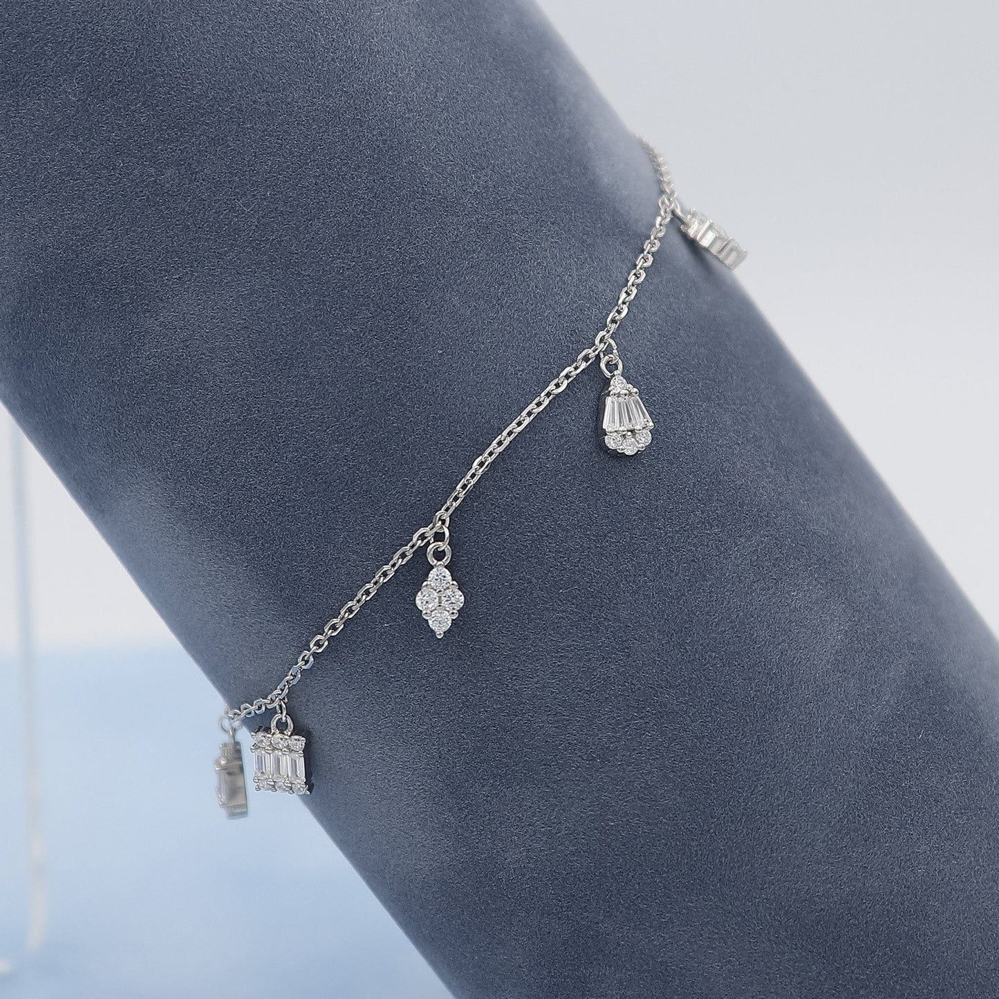 Stunning-Silver-Charm-Bracelet