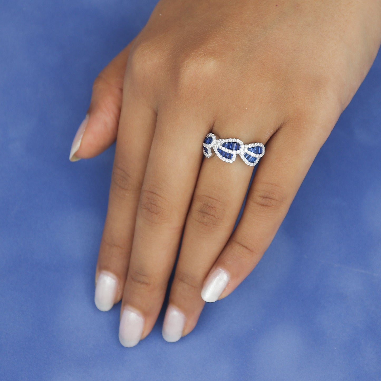 Stylish Diamond Leaf Silver Ring