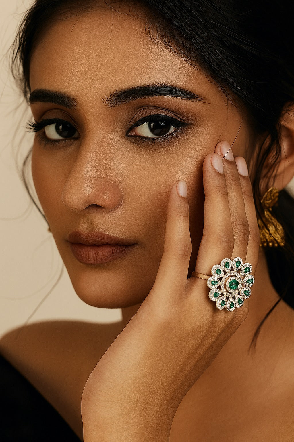 Emerald Empress Silver Ring