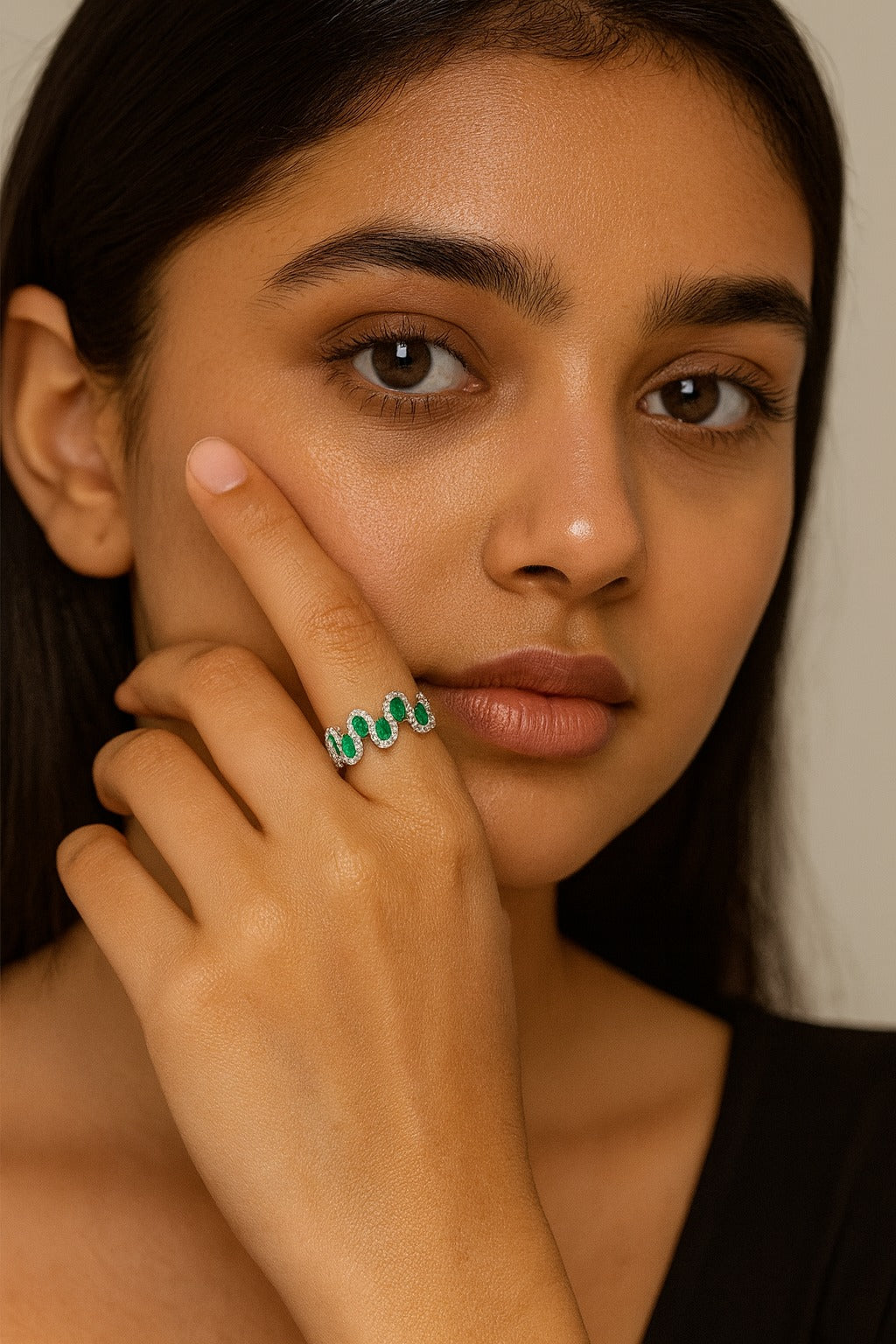 Emerald Bloom Diamond Silver Ring