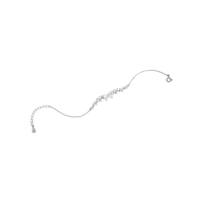 Minimal-Bow-Diamond-Silver-Bracelet