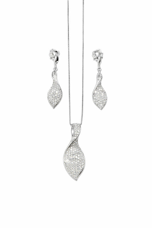 Sparkling Silver Pendant Set