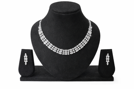 Majestic Glow Silver Necklace Set
