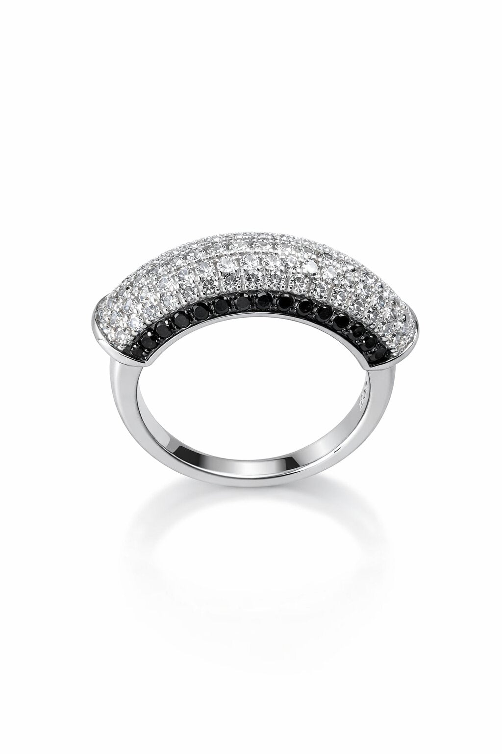 Glamorous Silver Ring