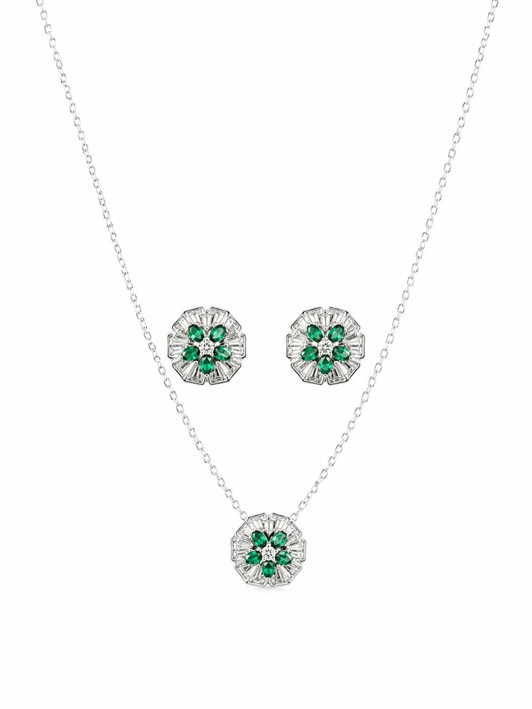 Emerald Gleam Pendant Set
