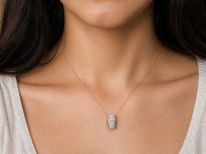 Chic Silver Pendant