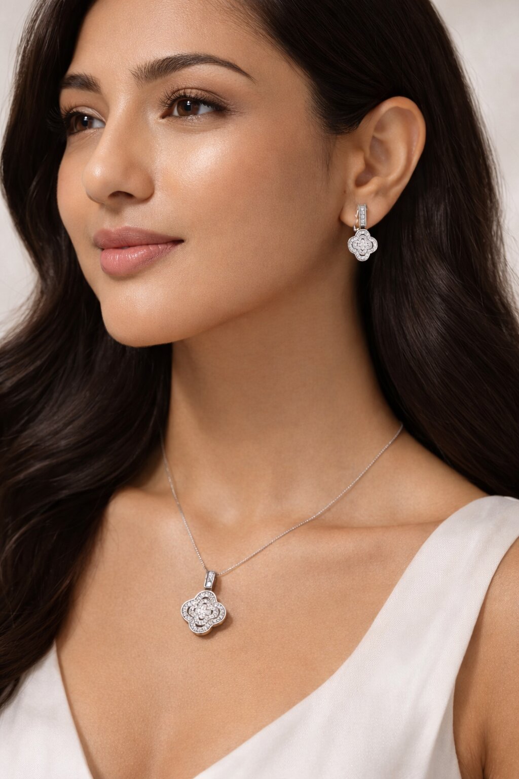 Luxury Silver Pendant Set