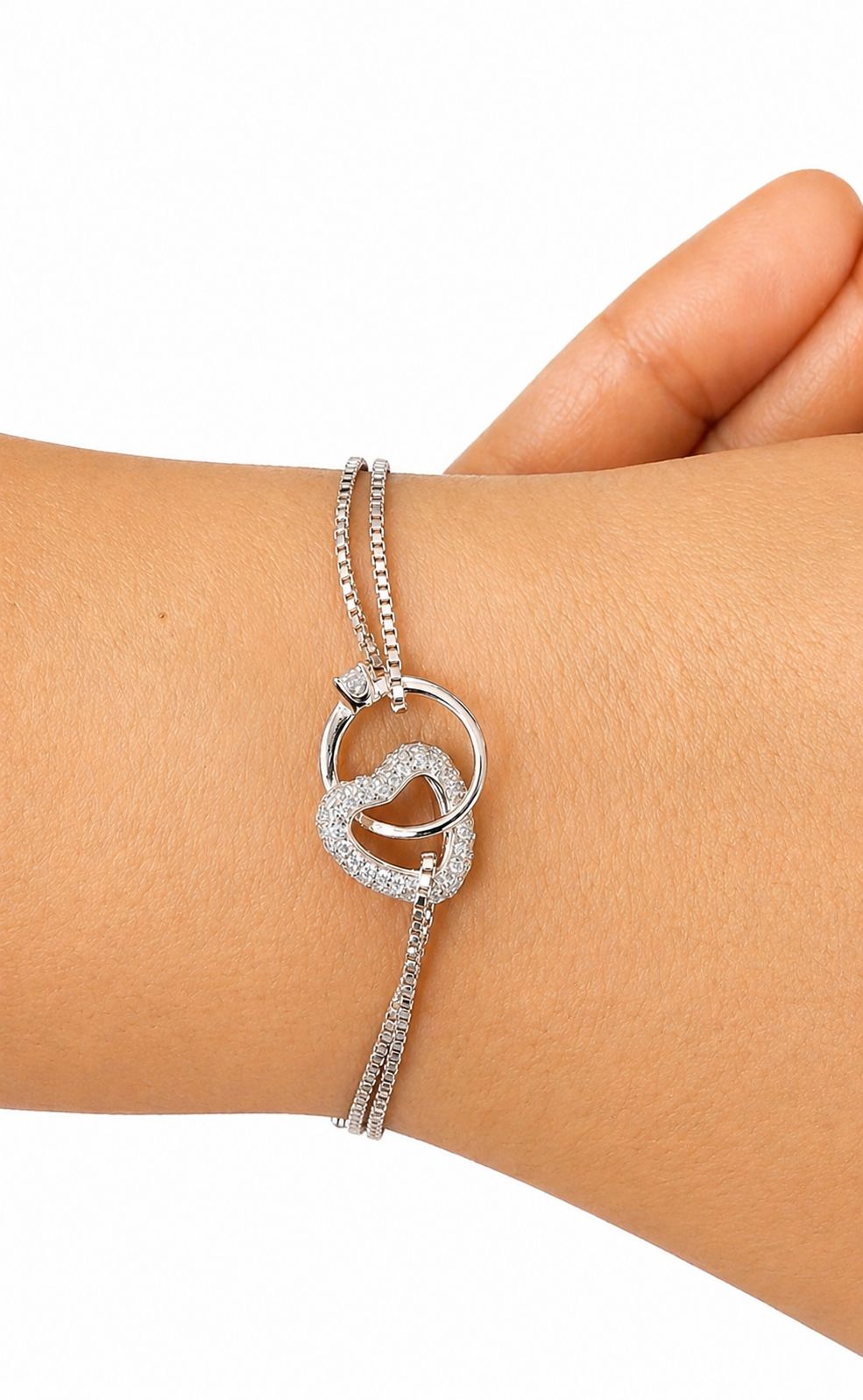 CHIC SILVER BRACELET