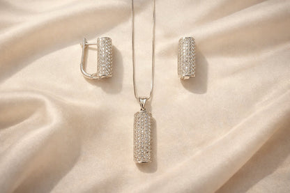 Dainty Silver Pendant Set