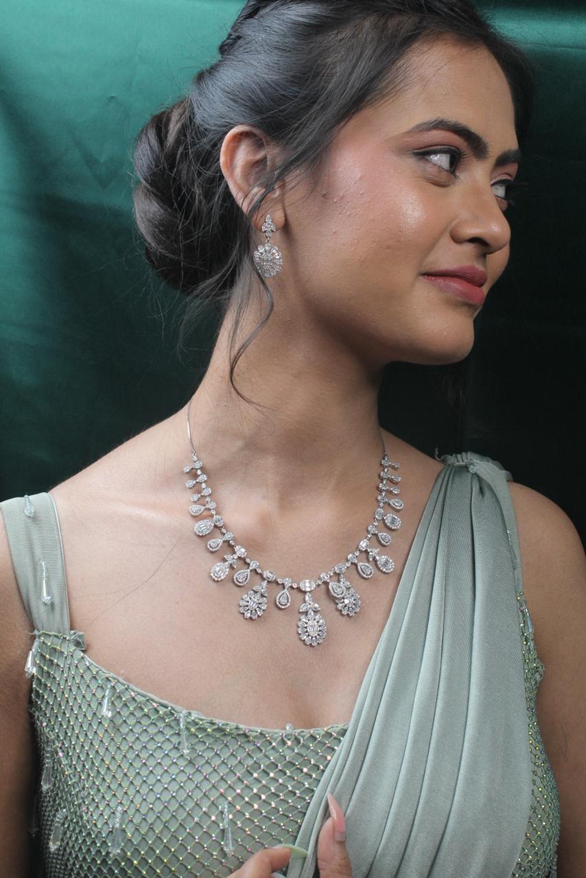 Royal Diamond Silver Necklace Set