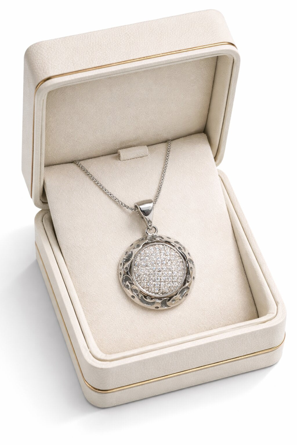 Dazzling Silver Pendant