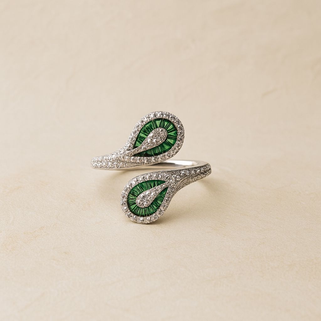 Elora Emerald Silver Ring