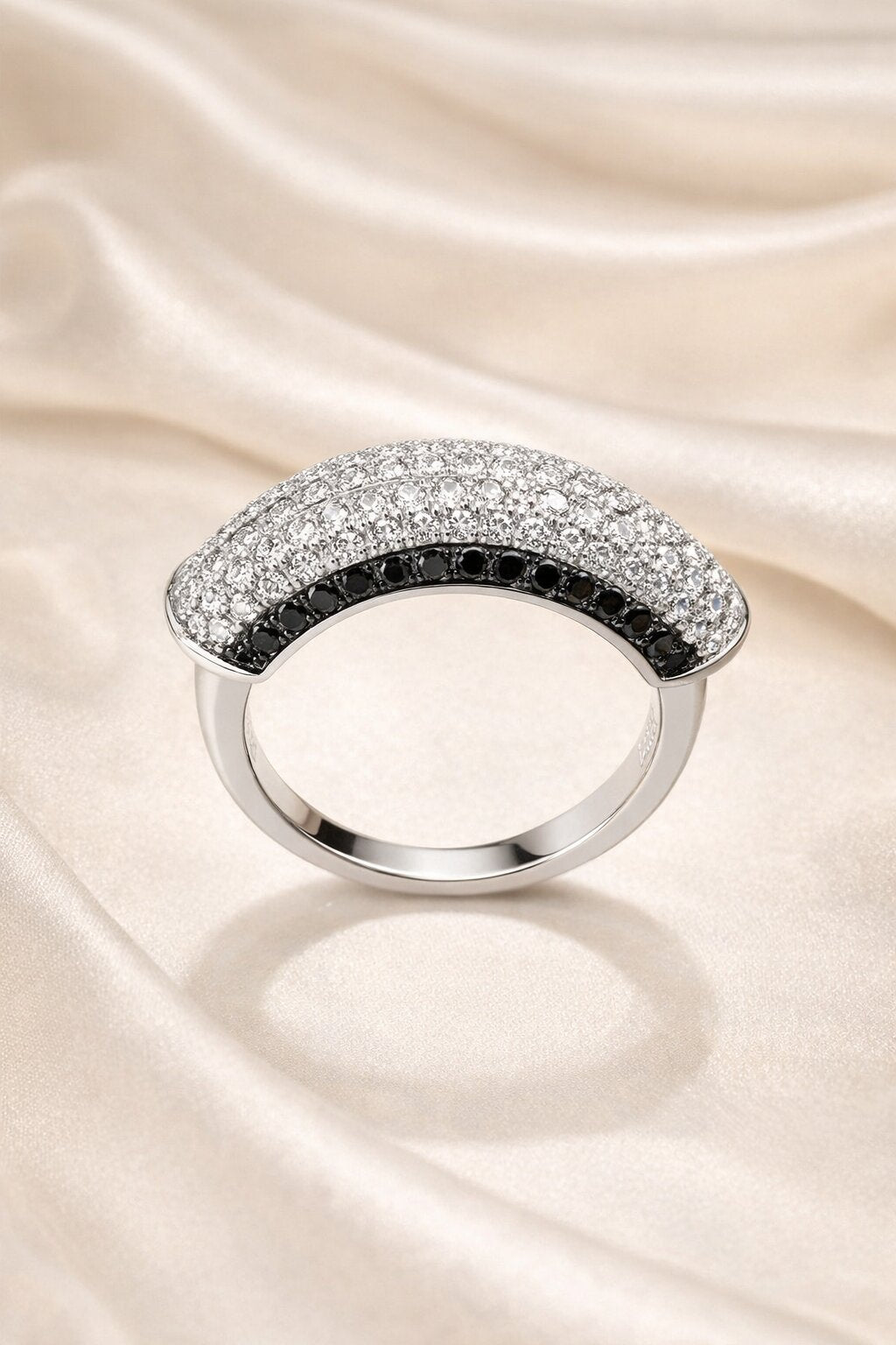 Glamorous Silver Ring