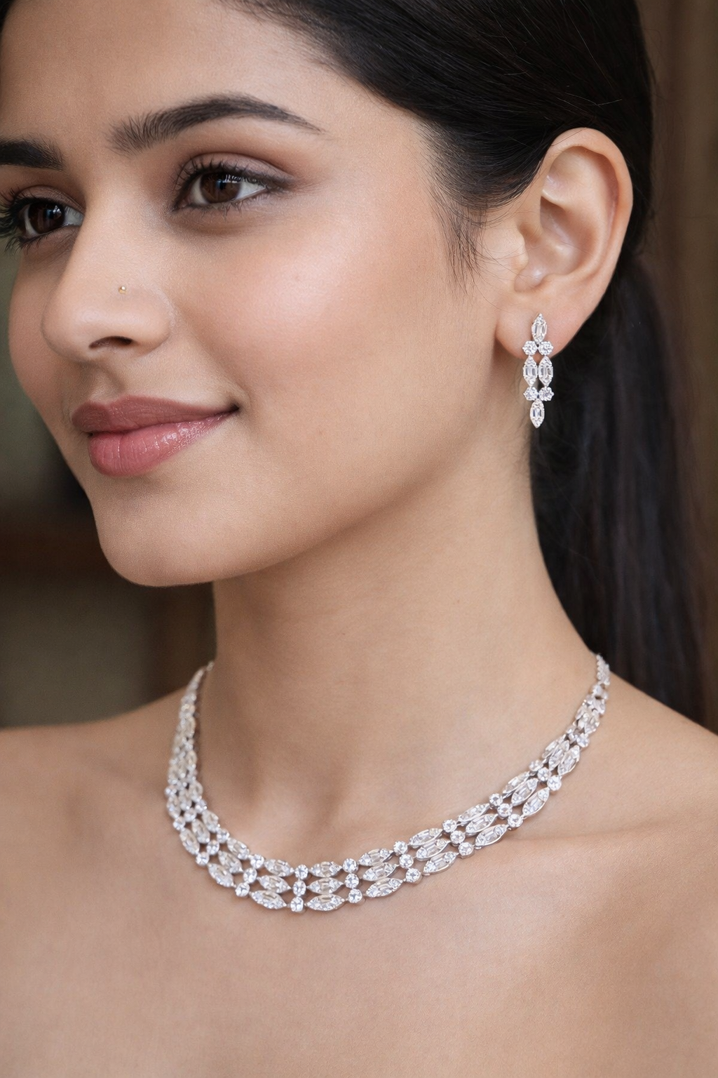 Majestic Glow Silver Necklace Set