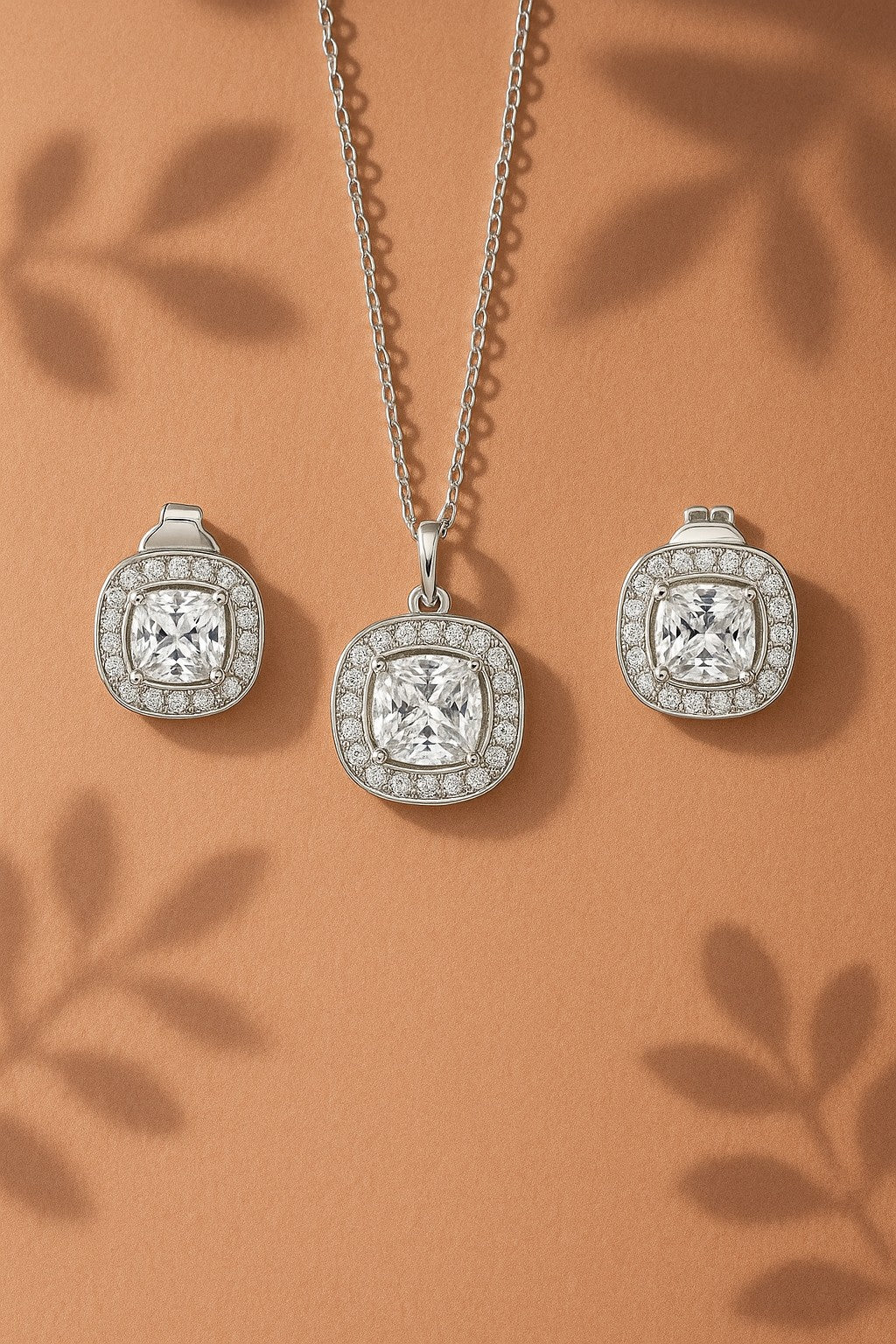 Cushion Diamond Silver Pendant Set