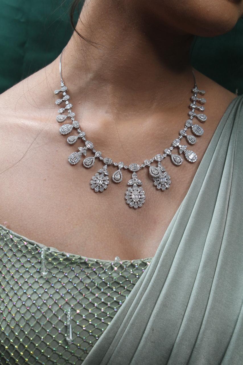 Royal Diamond Silver Necklace Set