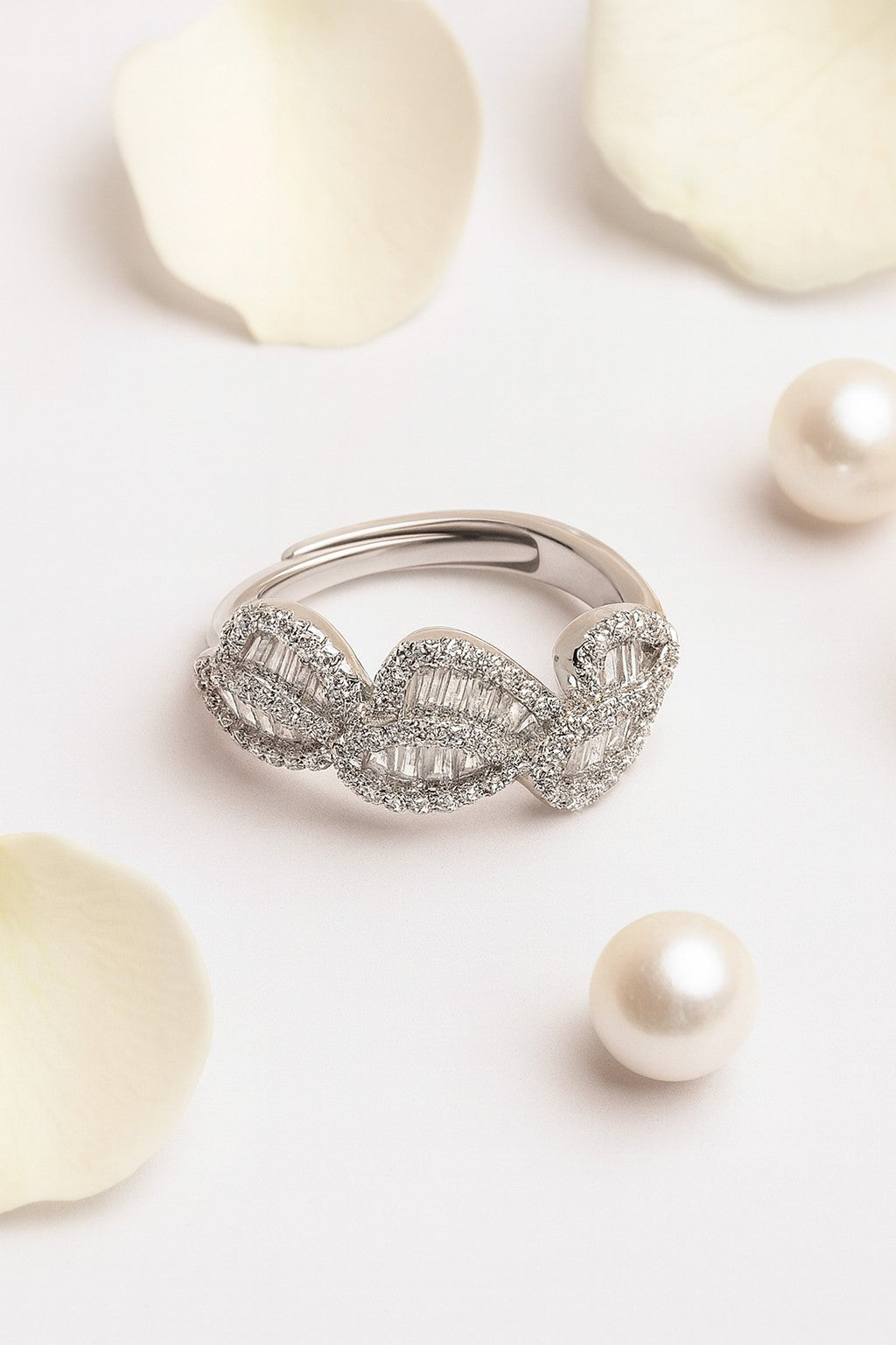 Stylish Diamond Leaf Silver Ring