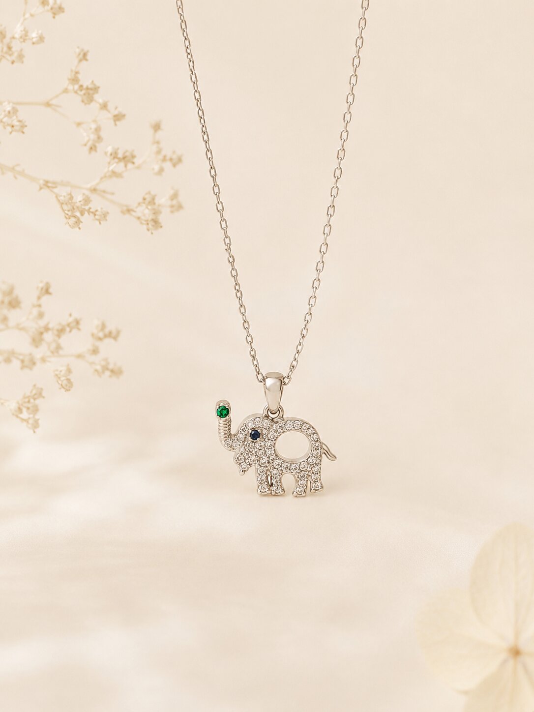 Lucky Trunk Necklace