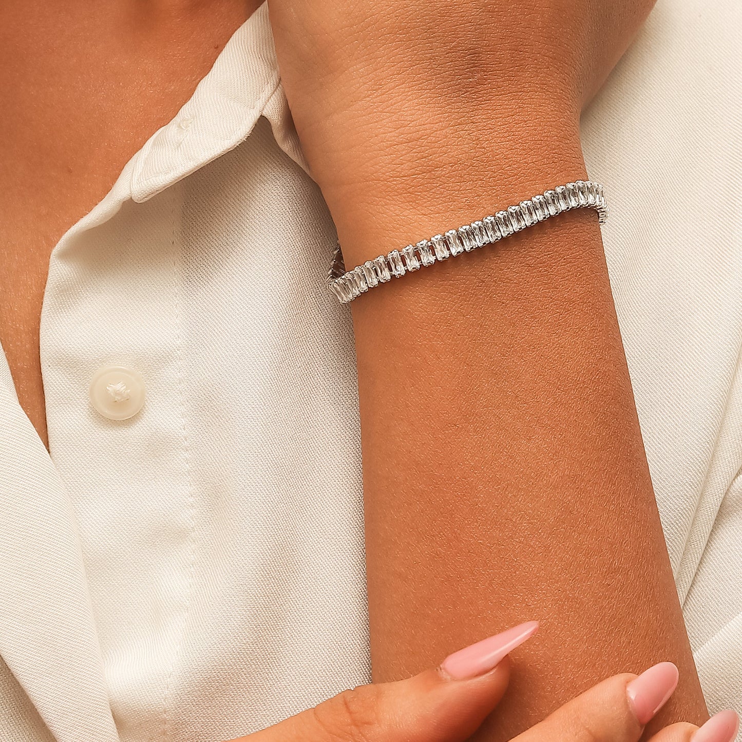 Radiant-Luxury-Tennis-Bracelet