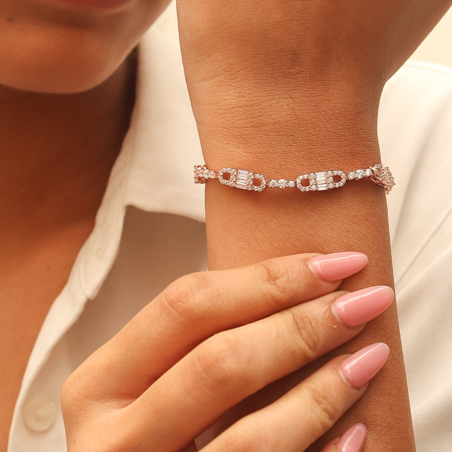 Rose-Gold-Loop-Silver-Bracelet