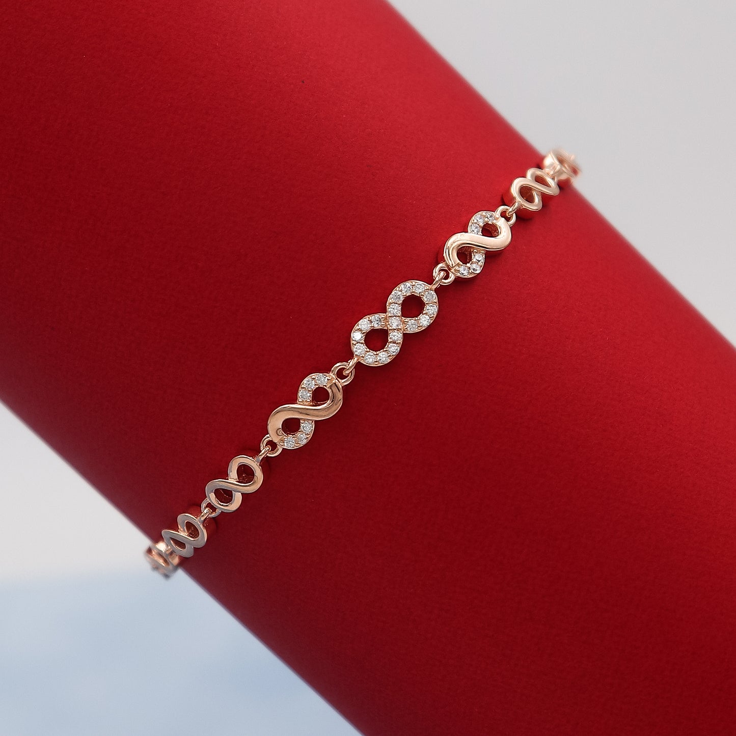Rose-Gold-Infinity-Bracelet-