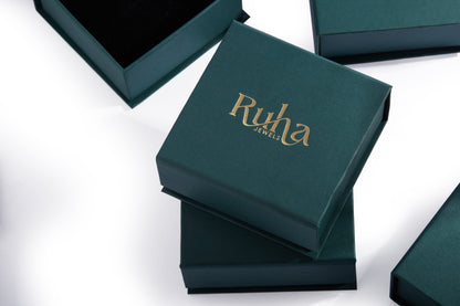 Majestic Glow Silver Necklace Set
