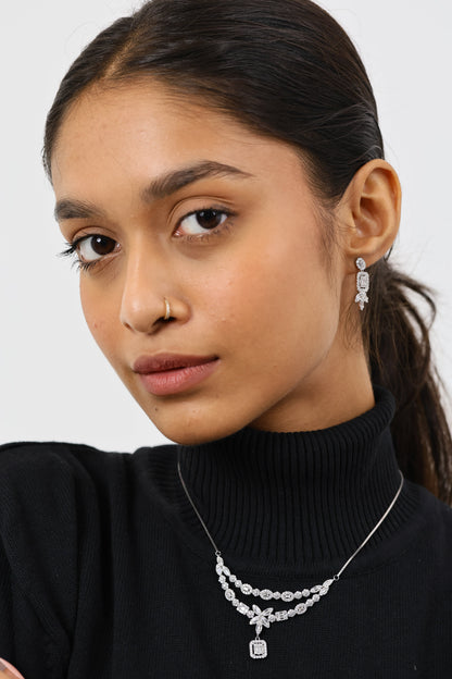 Silver Saga Diamond Silver Necklace Set