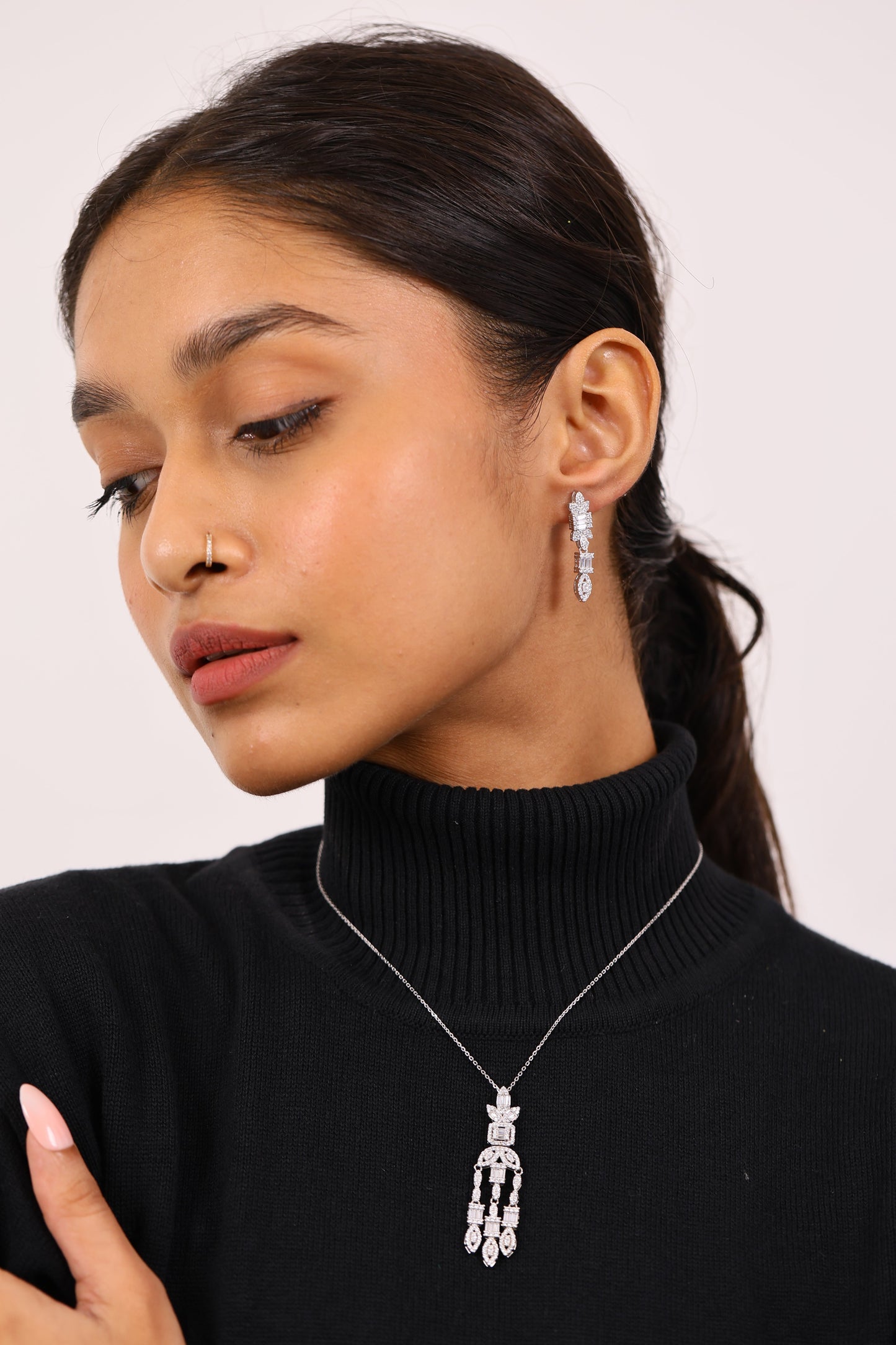 Luxe Diamond Silver Pendant Set