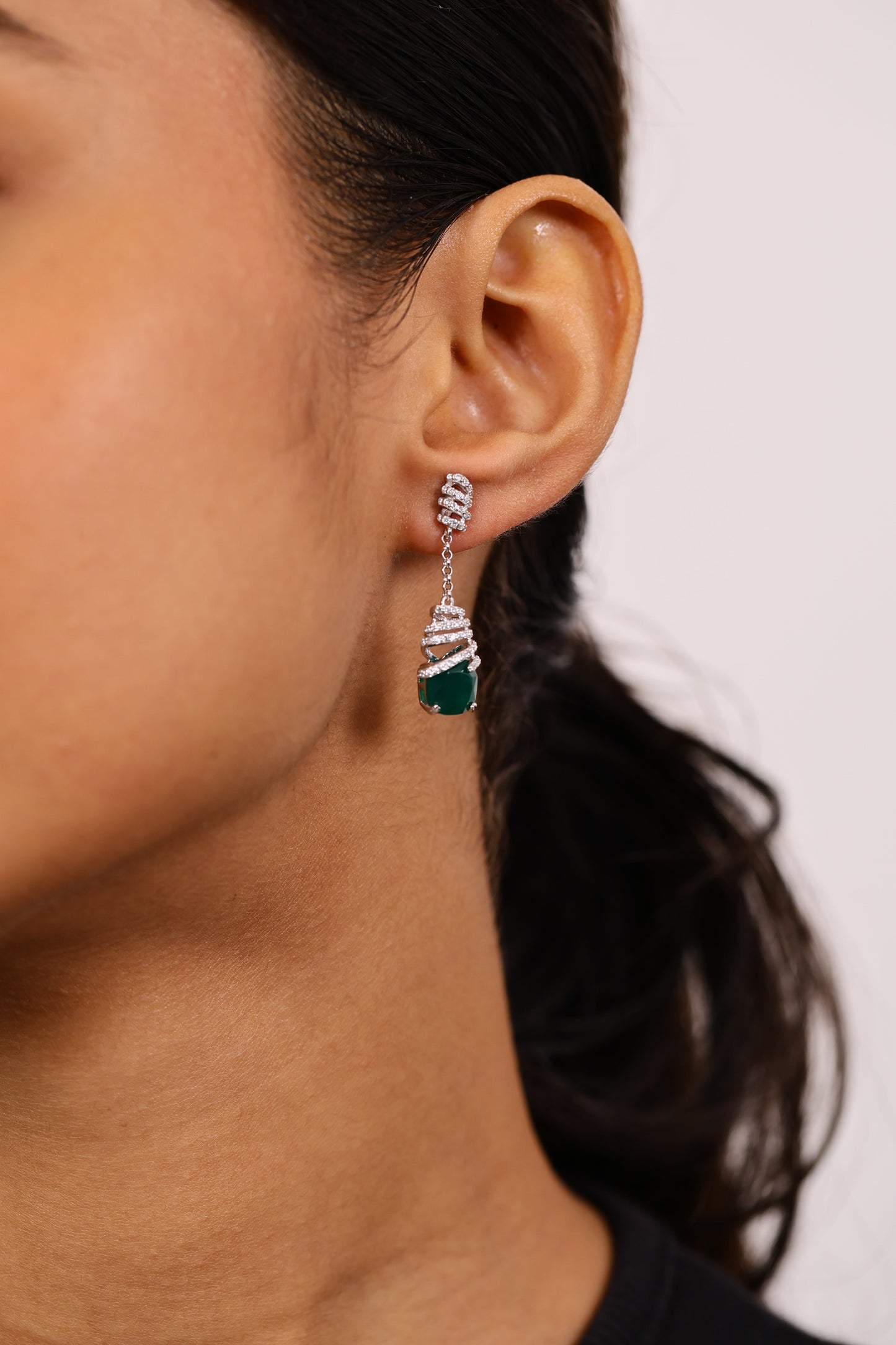 DELICATE SPARK EMERALD AND DIAMOND SILVER EARRINGS