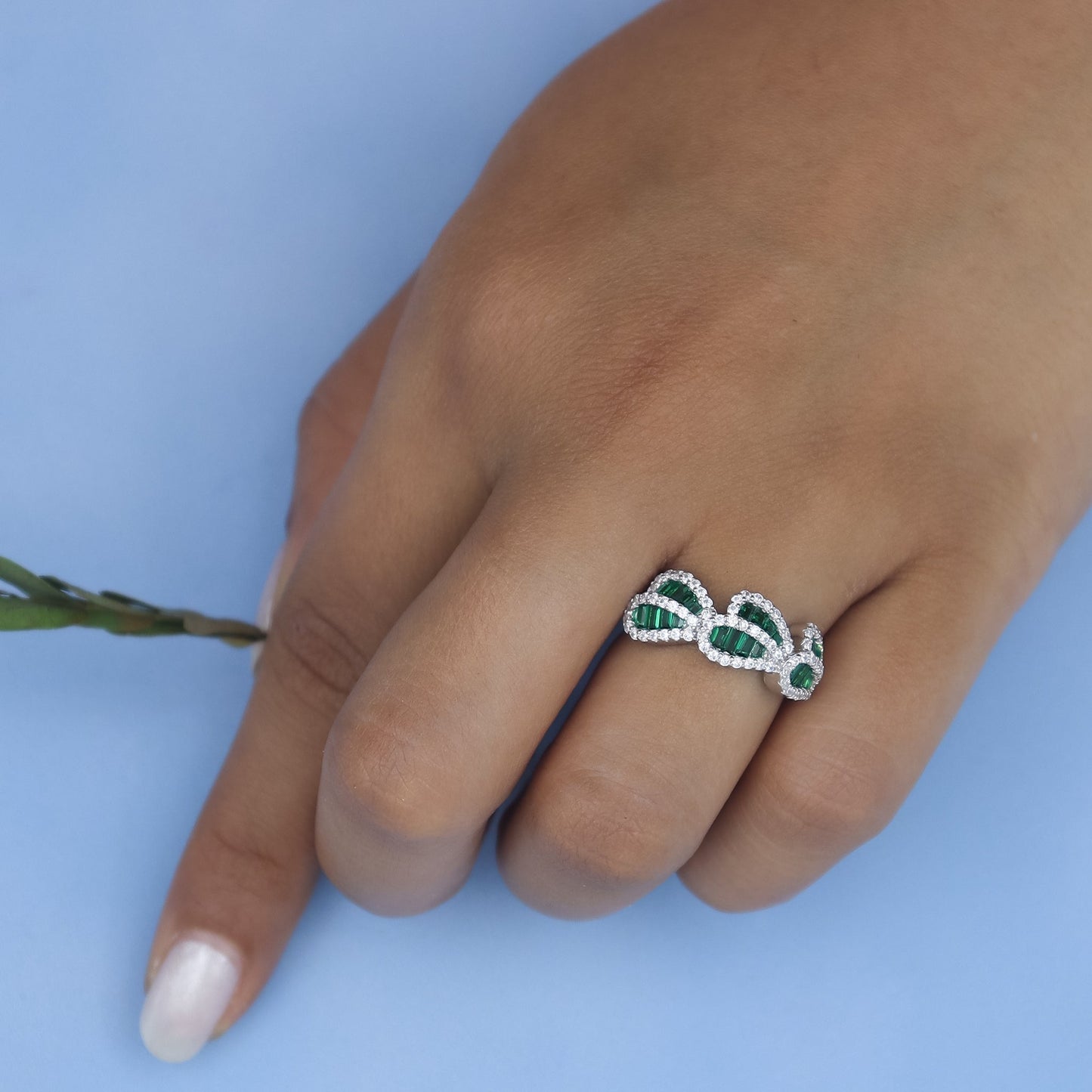 Stylish Emerald And Diamond Leaf Silver Ring