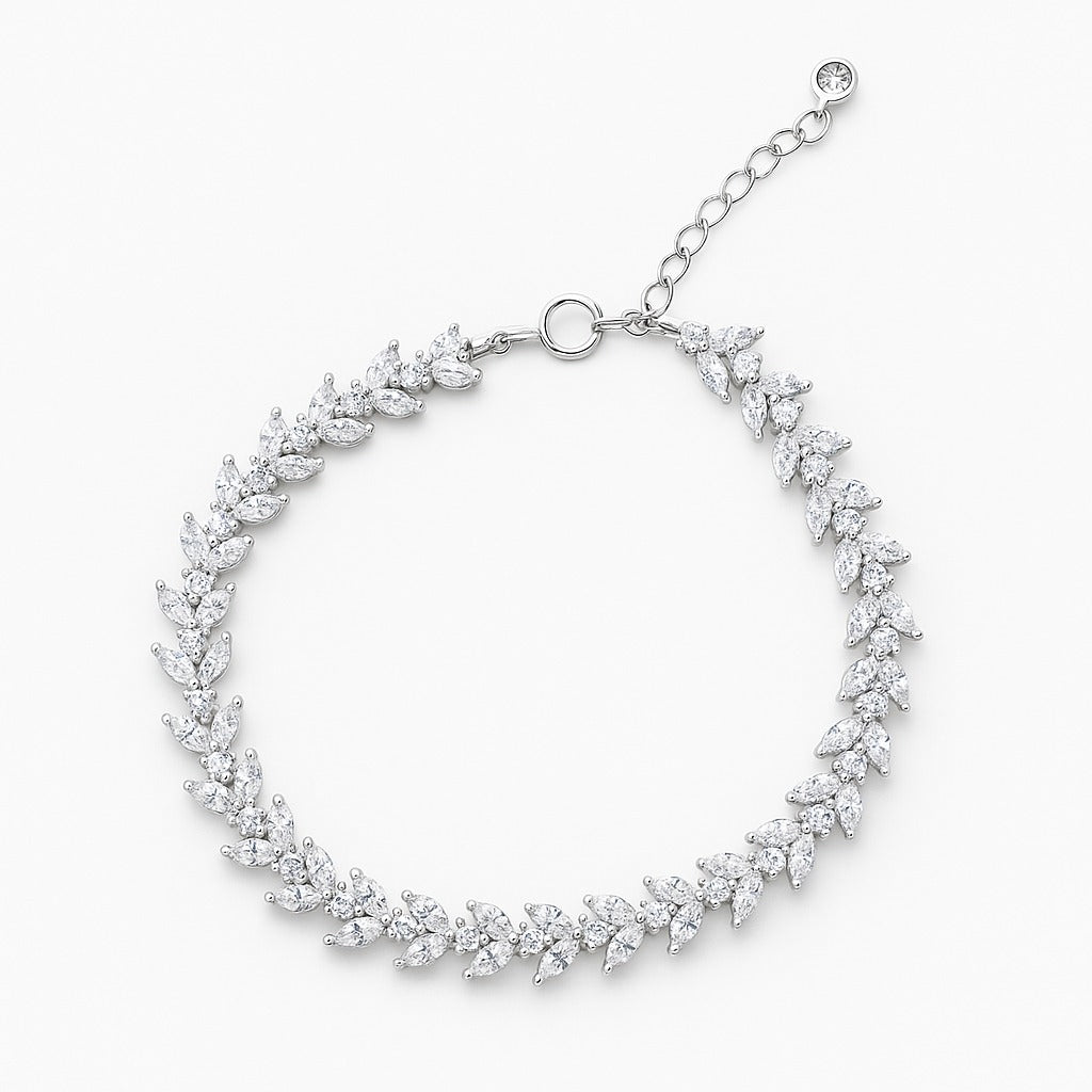 GLEAMLINE SILVER BRACELET