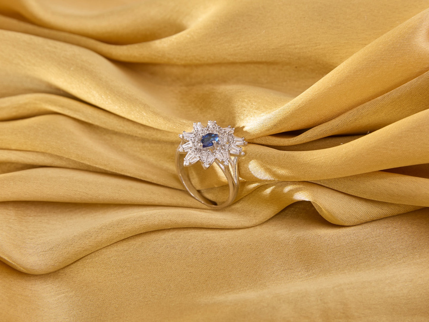 Sapphire Aura Silver Necklace Set