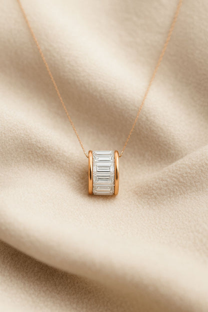 Chic Silver Pendant
