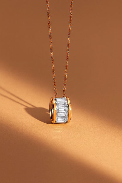 Chic Silver Pendant
