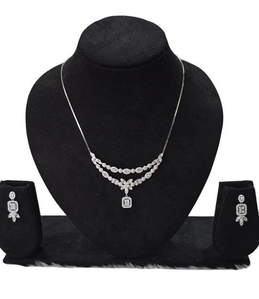 Silver Saga Diamond Silver Necklace Set