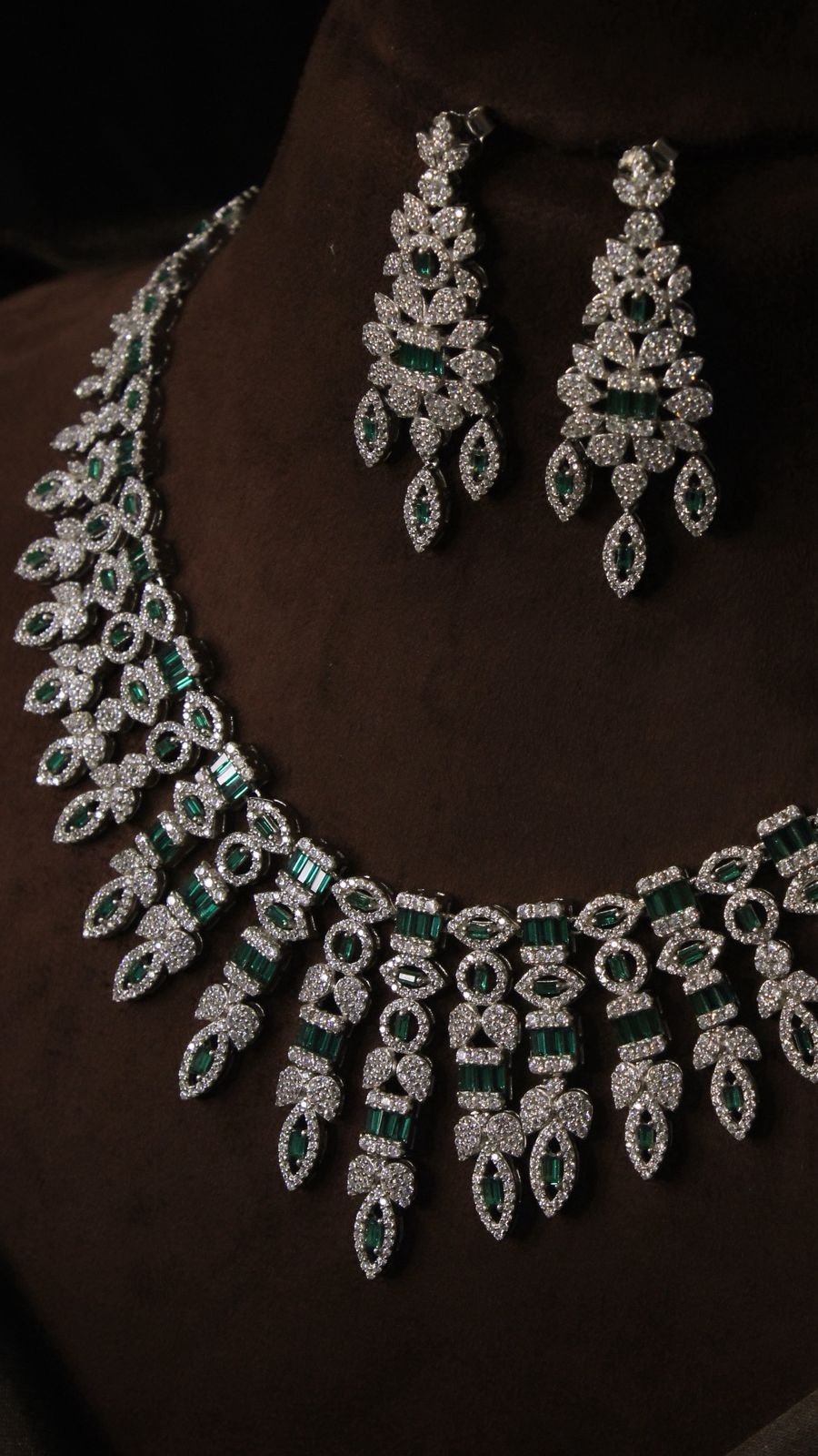 Luxe Bridal Silver Necklace Set