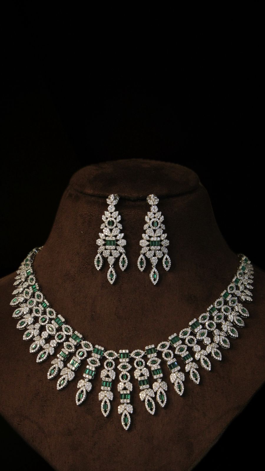 Luxe Bridal Silver Necklace Set